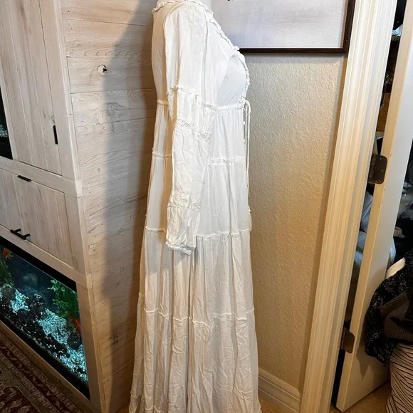 Area Stars NWT white medium maxi Ali dress, cottagecore, bridal, boho - Picture 6 of 16